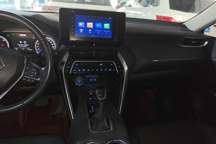 Used Toyota Venza 2022 Dual-Engine 2.5L CVT Two-Wheel Drive Luxury Edition