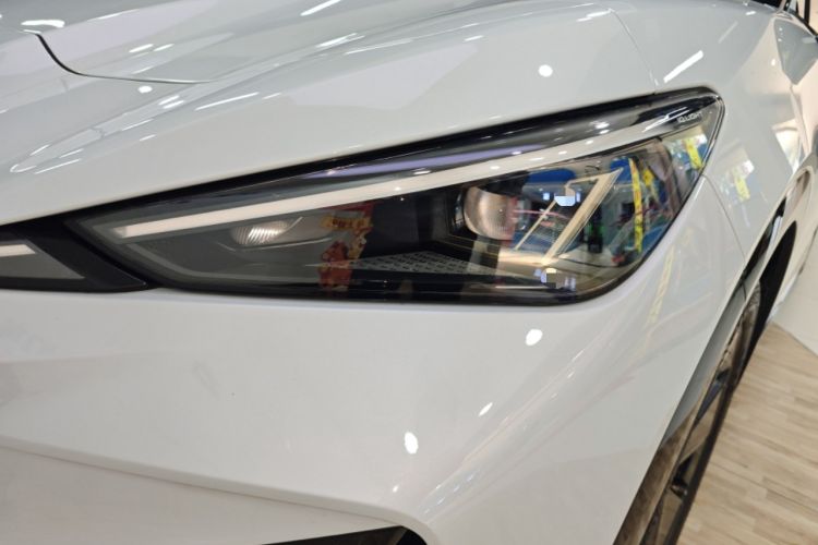 Used Volkswagen ID.UNYX 2024 Ultra Long-Range Version Left Front Headlight