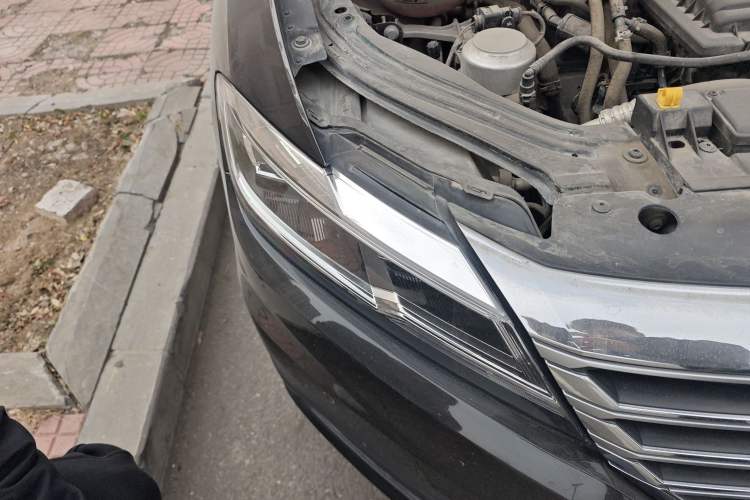 Used Volkswagen Lavida 2019 280TSI DSG Luxury Edition China VI Standard Right Front Headlight