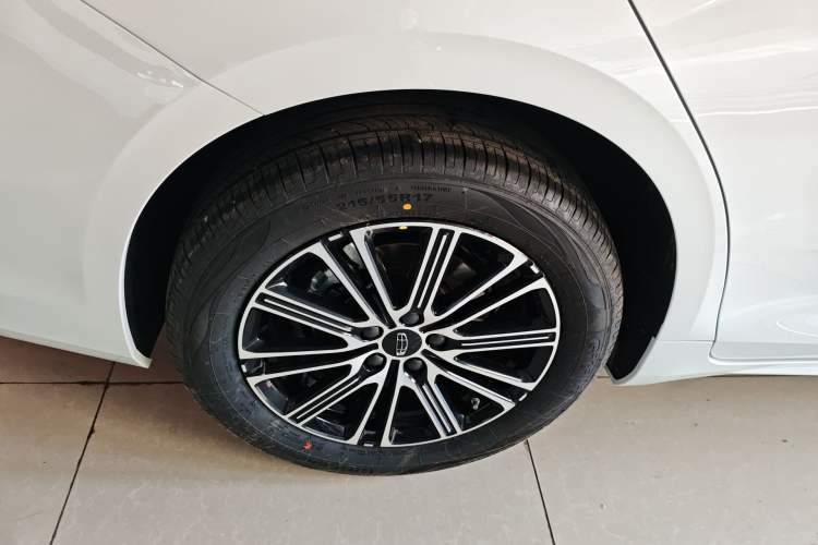 Used Geely Auto Preface 2026 Model Oriental Yao 1.5TD Fuyao Edition
