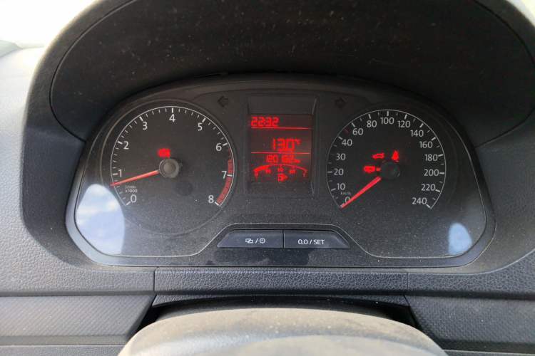 Used Volkswagen Jetta 2015 Value Edition 1.6L Manual Fashionable Style
