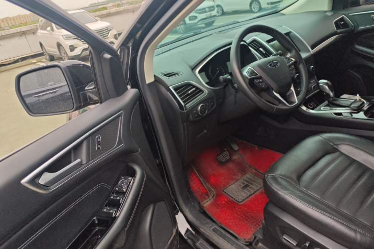 Used Ford Edge 2018 EcoBoost 245 Four-Wheel Drive Titanium 7-Seater
