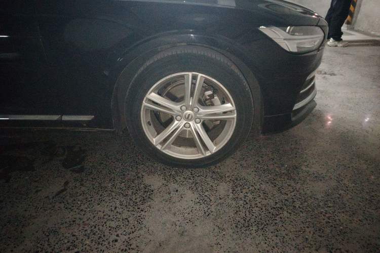 Used Volvo S90 2019 T4 Zhiyi Edition
