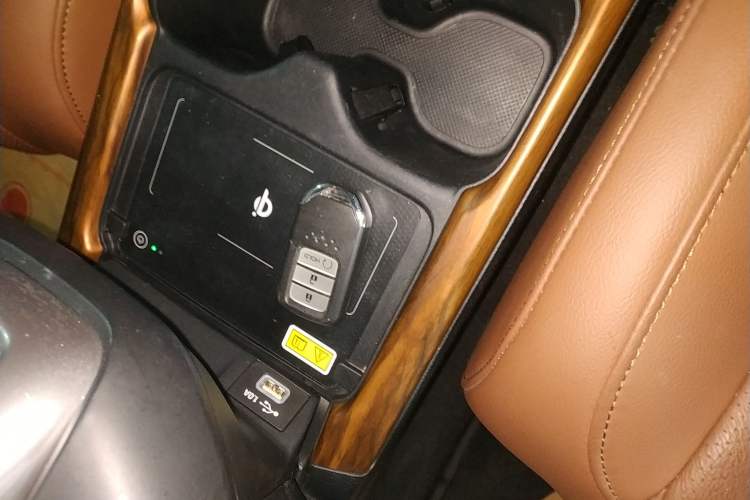 Used Honda CR-V 2021 240TURBO CVT 2WD Fashion Edition