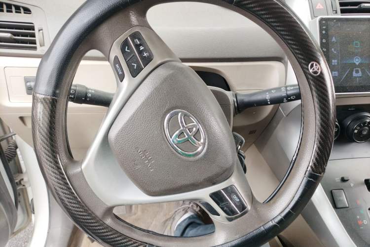 Used Toyota Verso 2014 Starlight 180E CVT Elite Edition