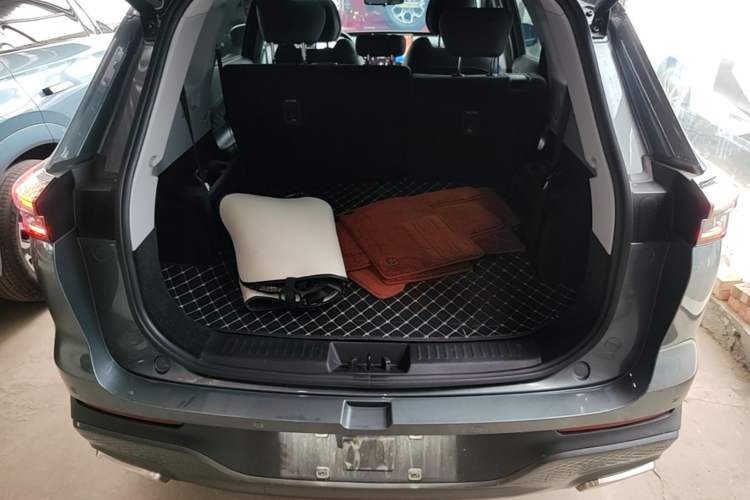 Used Chery Tiggo 8 PLUS 2025 290TGDI DCT Luxury 7-Seater