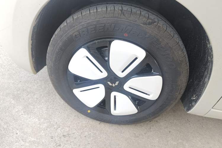 Used Wuling Hongguang MINIEV 2025 Four-Door Version Advanced Edition