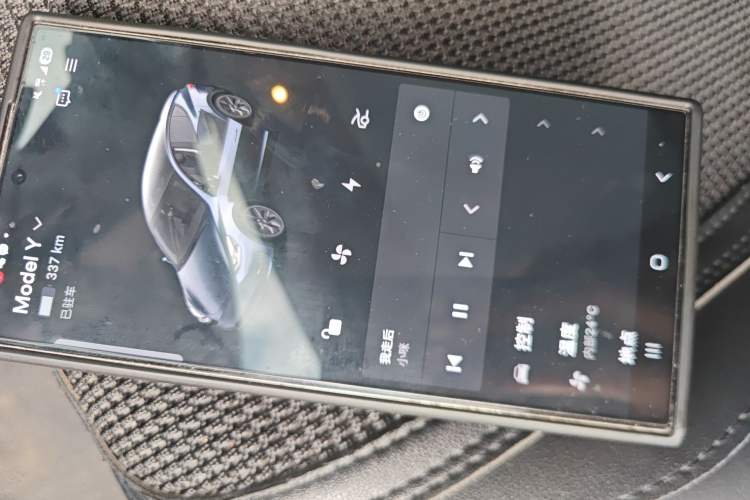 Used Tesla Model Y 2024 Long-Range All-Wheel-Drive Version Vehicle Key