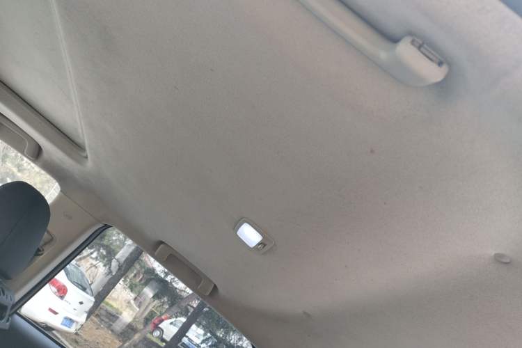 Used Mitsubishi Outlander 2014 2.4L 4x4 Deluxe Value Edition 5 Seats
