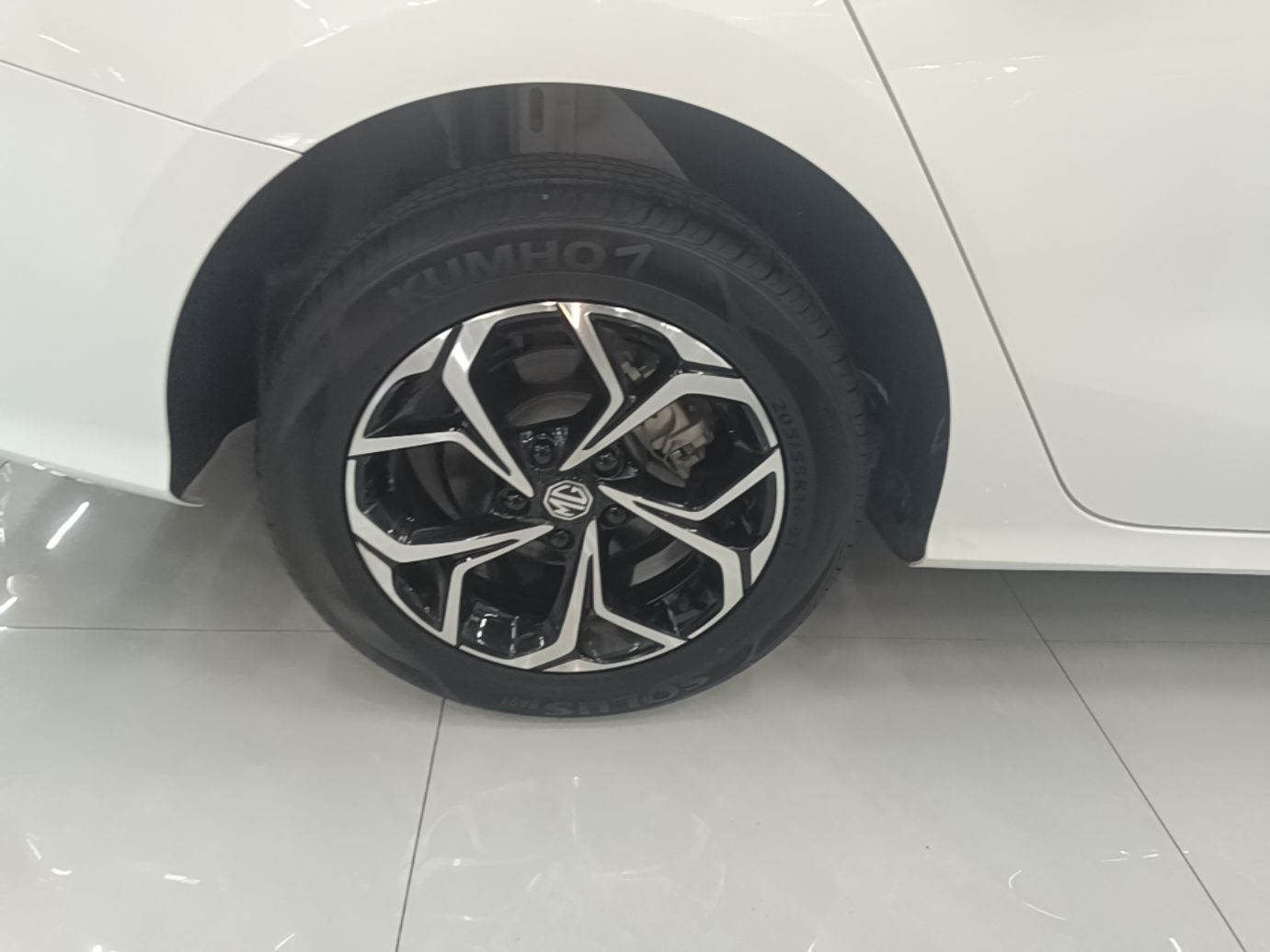 MG 5 2023 180 DVVT CVT Luxury Edition — снимка 11