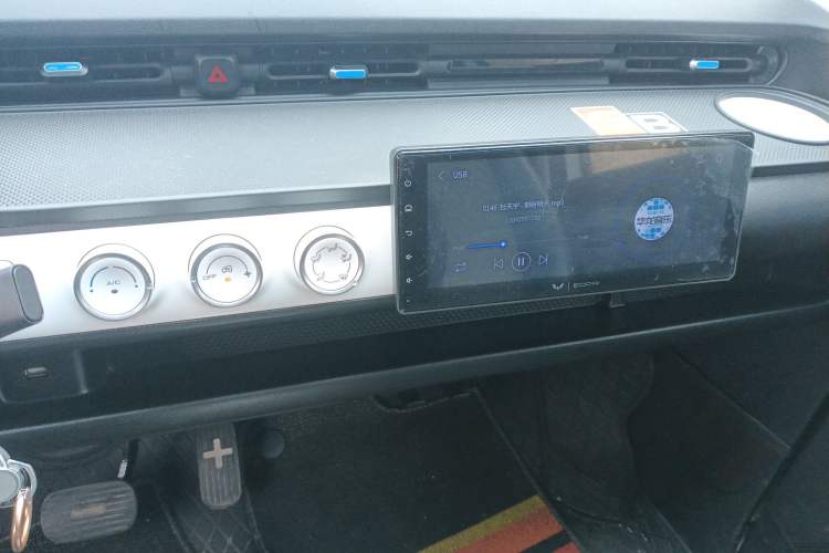 Used Wuling Hongguang MINIEV 2022 GAMEBOY 300km Enthusiast Model with Lithium Iron Phosphate
