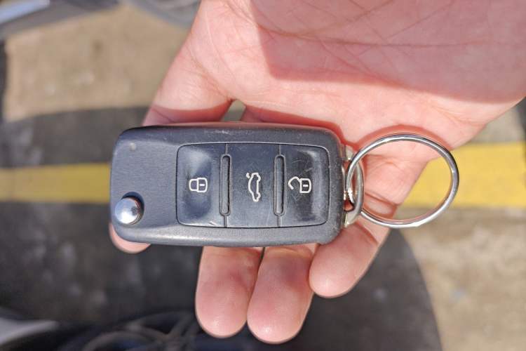 Used Volkswagen Tiguan 2015 1.8TSI Automatic Two-Wheel Drive Luxury Model Vehicle Key