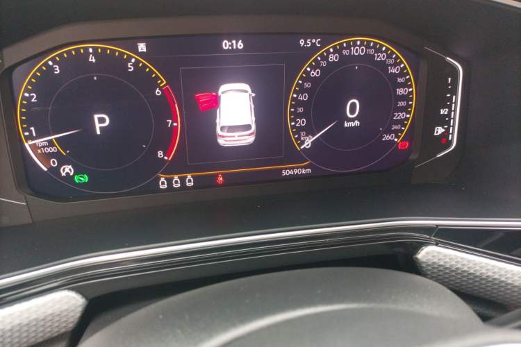 Used Volkswagen Tacqua 2021 1.5L Automatic 30th Anniversary Edition
