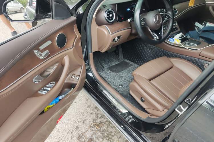 Used Mercedes-Benz E-Class New Energy 2022 Second Facelift E 350 e L Plug-in Hybrid Sedan Driver Seat