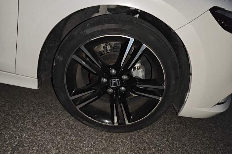 Used Honda Integra 2023 HATCHBACK 240TURBO CVT Phantom Night Luxury Edition Right Front Wheel Hub