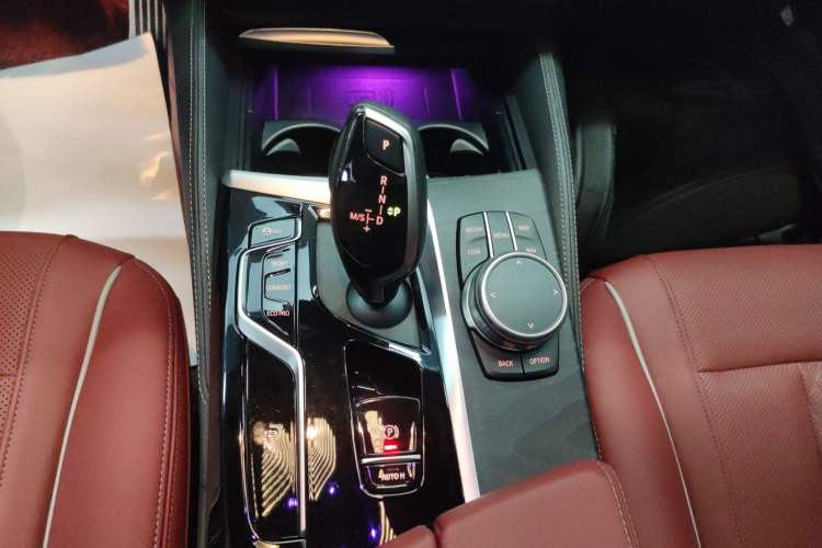 Used BMW 5 Series 2022 Restyled 530Li Leading Edition M Sport Package Gear Lever