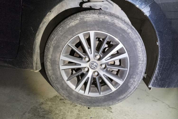 Used Toyota Levin 2016 1.6G CVT Elite Edition Right Front Wheel Hub