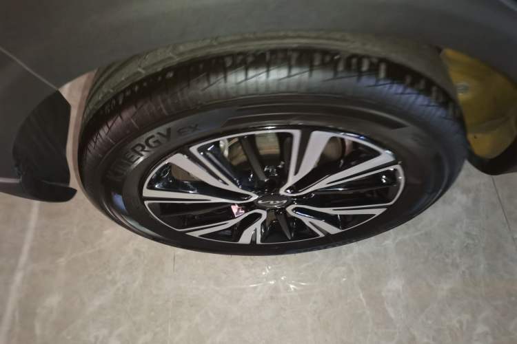 Used Kia kx1 Stonic 2021 1.4L CVT Sunroof Model