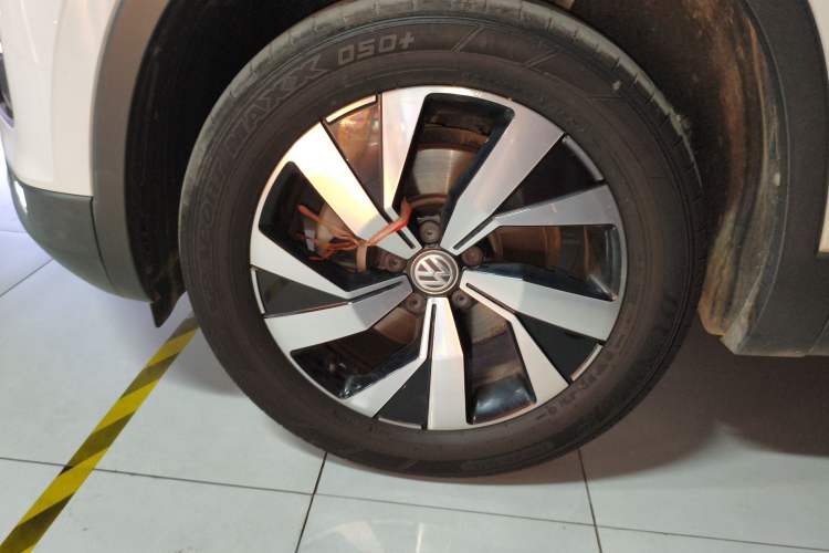 Used Volkswagen Tayron 2021 330TSI Two-Wheel Drive Luxury Smart Connectivity Version
