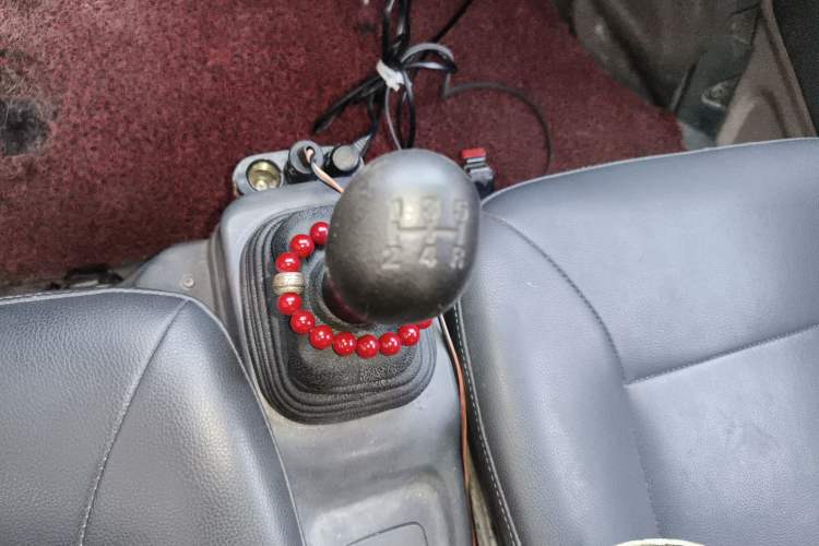 Used CHANGAN KUAYUE Xinbao MINI 2016 1.2L Double-Cab with 2550 Rear Dual Wheels DK12-10
