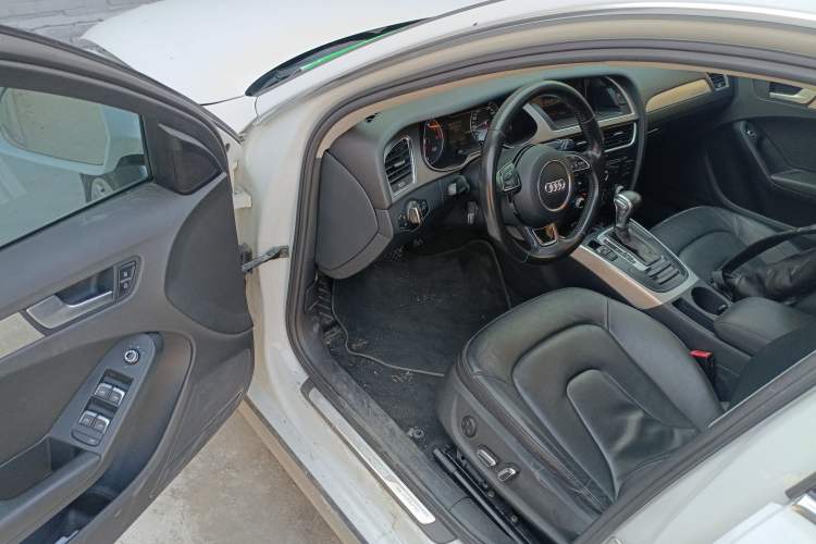 Used Audi A4 2013 40 TFSI allroad quattro Comfort model
