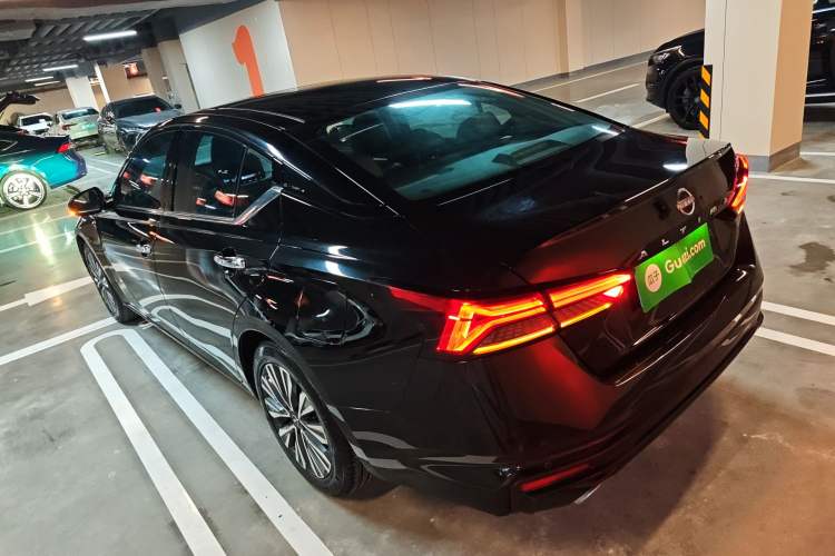 Used Nissan Teana 2022 2.0L XL-TLS Enjoyment Edition Exterior 2