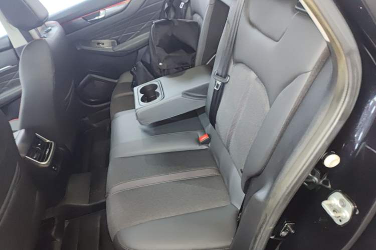 Used Dongfeng Aeolus Yixuan MAX 2021 1.5T Super-Powered Dad Edition Left Rear Seat