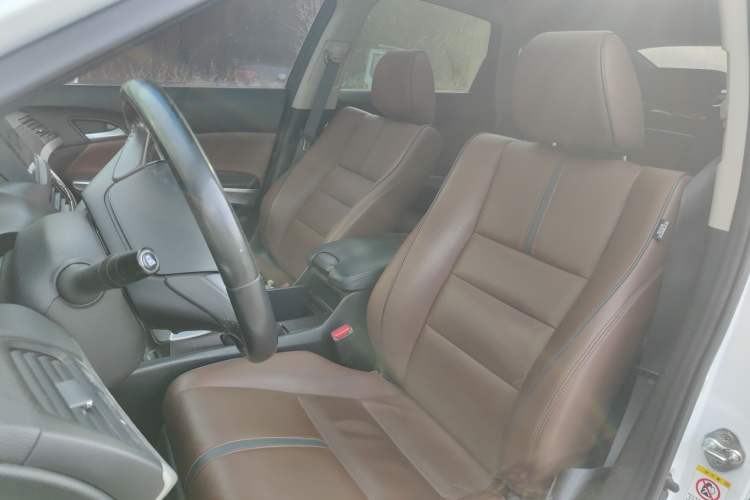 Used Honda Crosstour 2016 2.4L Luxury Edition