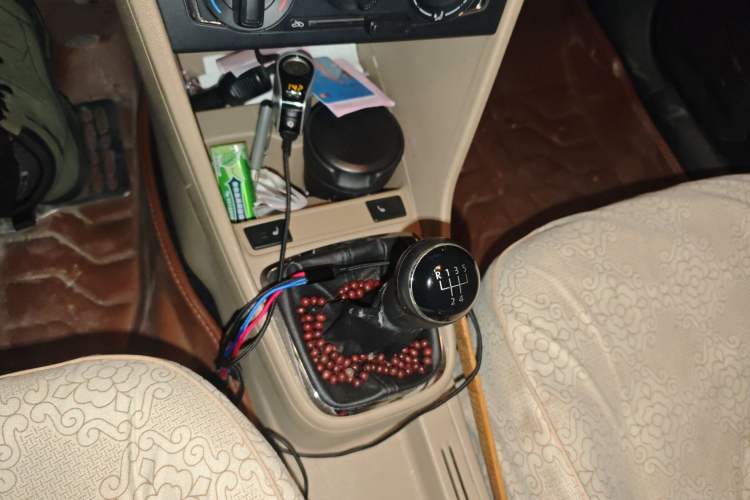 Used Volkswagen Jetta 2013 1.6L Manual Comfort Model Gear Lever