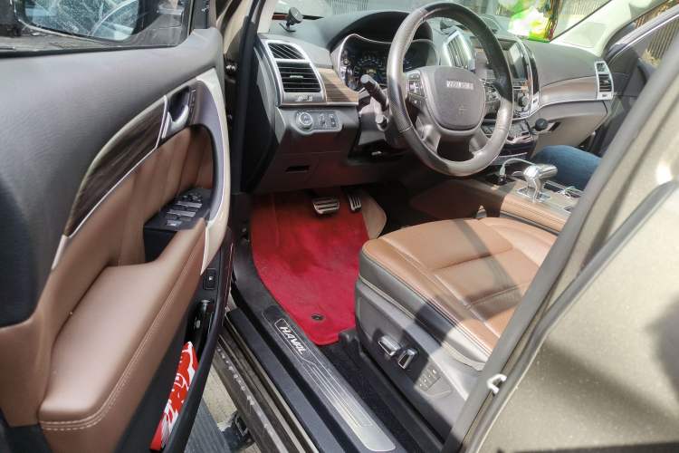 Used Haval H9 2017 2.0T Gasoline 4x4 Prestige Model 7 Seats