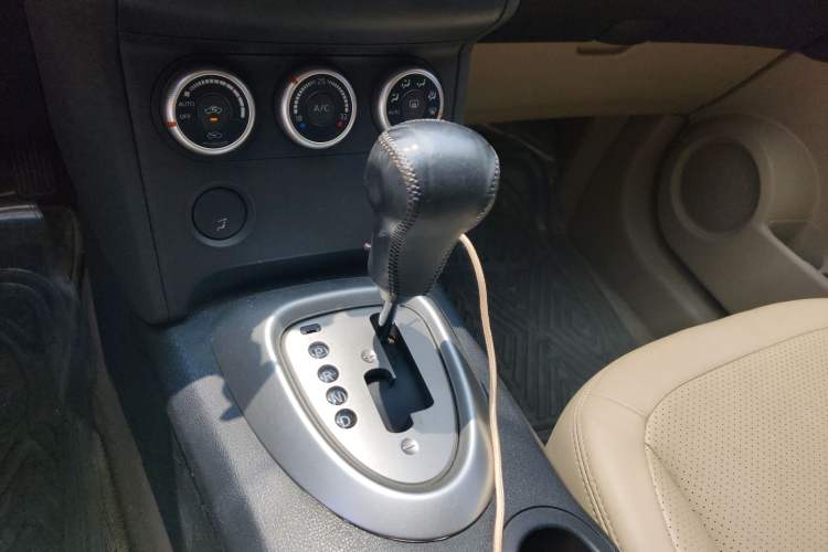 Used Nissan Qashqai 2011 2.0 XV Lea CVT 2WD