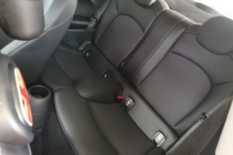 Used MINI MINI 2021 1.5T COOPER Classic Edition