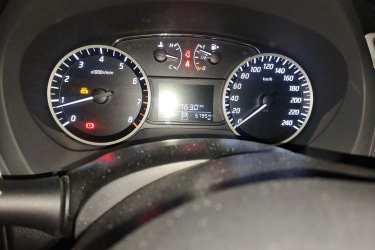 Used Nissan Sylphy 2019 Classic 1.6XL CVT Luxury Edition Odometer Close Up