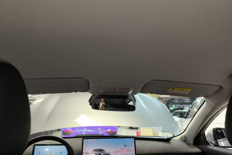 Used Baojun Yunhai 2024 140km Plug-in Hybrid Version
