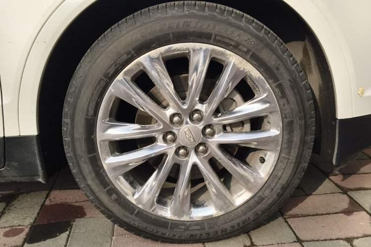 Used Cadillac XT5 2018 25T Luxury Model