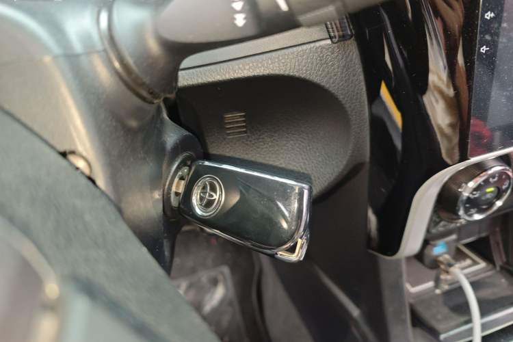 Used Toyota Corolla 2017 Revised Version 1.2T S-CVT GL