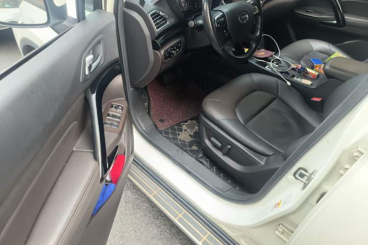 Used GAC Trumpchi GS4 New Energy 2017 1.5L PHEV Deluxe Edition Driver Seat