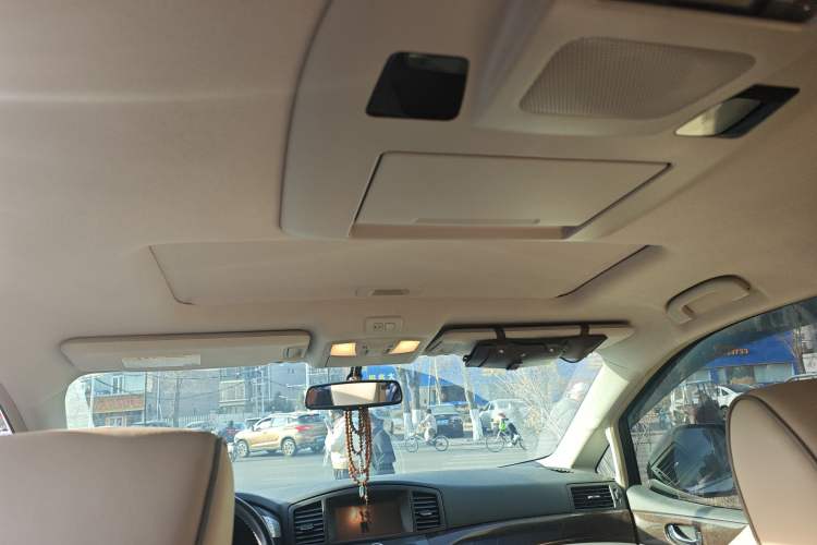 Used Nissan Quest 2015 3.5L SL