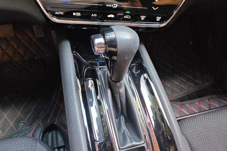 Used Honda Vezel 2019 220 TURBO CVT Elite Edition China VI