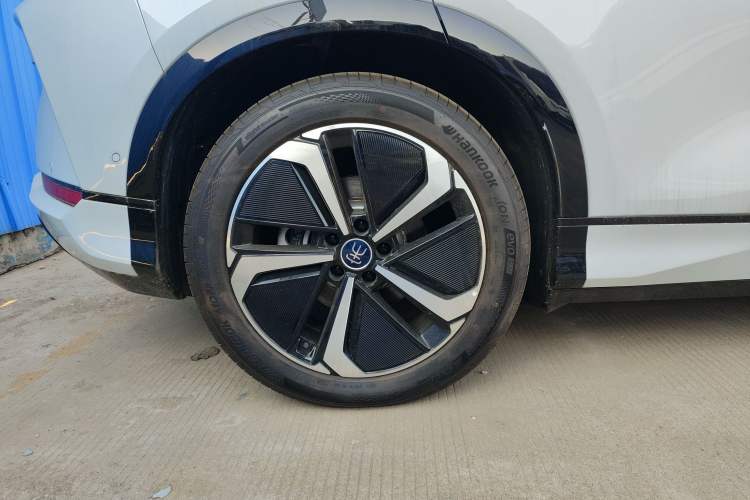 Used BYD Song L EV 2025 662 km Advanced Intelligent Driving Version Exterior 8