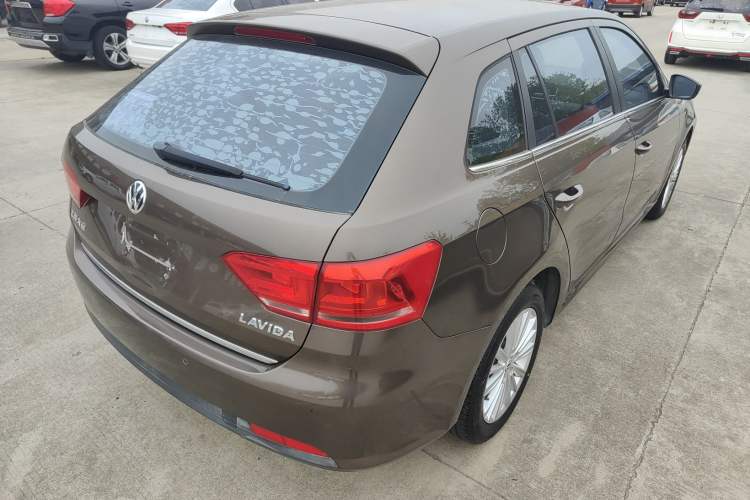 Used Volkswagen Gran Lavida 2013 1.6L Automatic Comfort Model