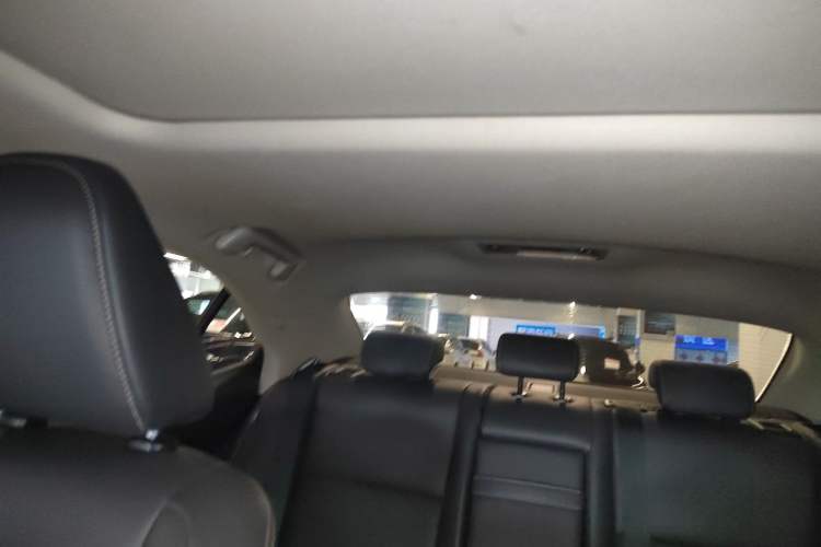 Used Lexus IS 2015 200T Fēngshàng Edition