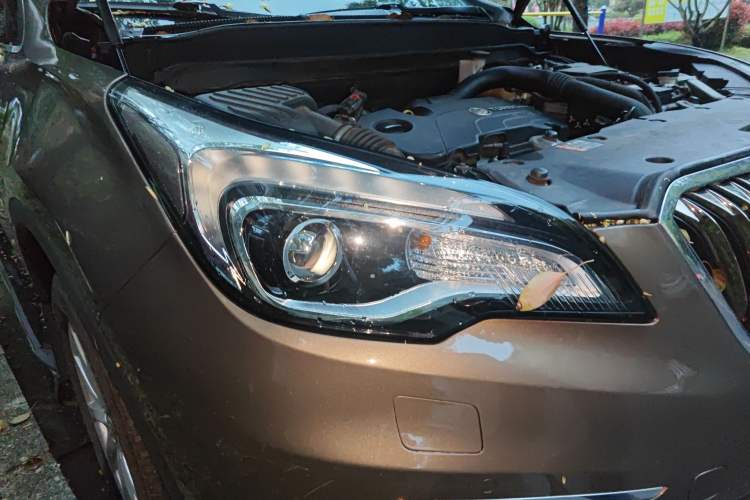 Used Buick Envision 2017 20T Two-Wheel Drive Luxury Model
