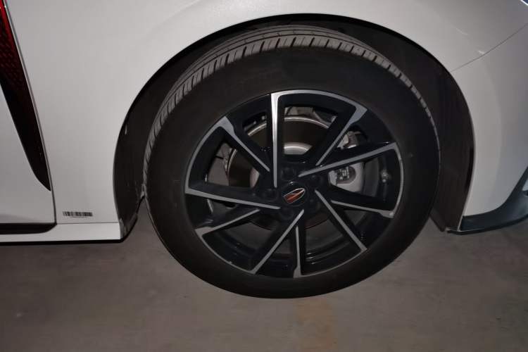 Used Hongqi H6 2024 2.0T ZhiMei Edition