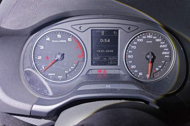 Used Audi Q2L 2022 35 TFSI Progressive Dynamic Edition