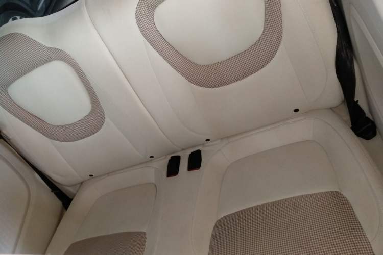 Used Wuling Hongguang MINIEV 2024 3rd Generation 215km Youth Edition Left Rear Seat