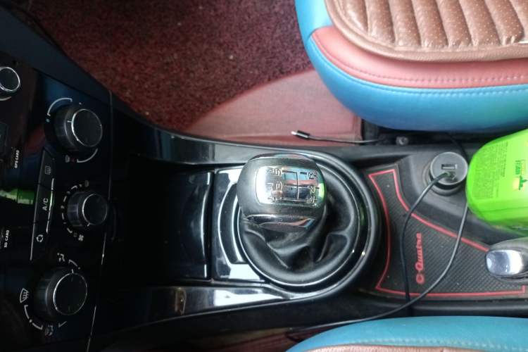 Used Citroen C-Quatre 2016 Classic Sedan 1.6L Manual - Premium Version Gear Lever