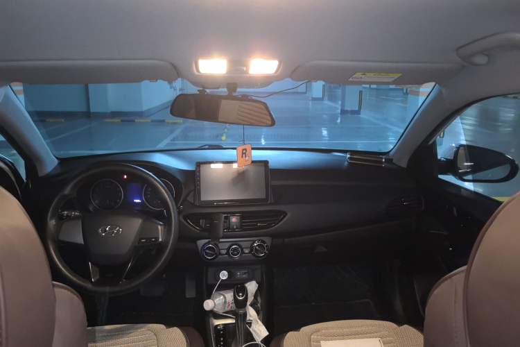 Used Hyundai Celesta 2018 1.6L Automatic GL Enjoyment Version China V Standard