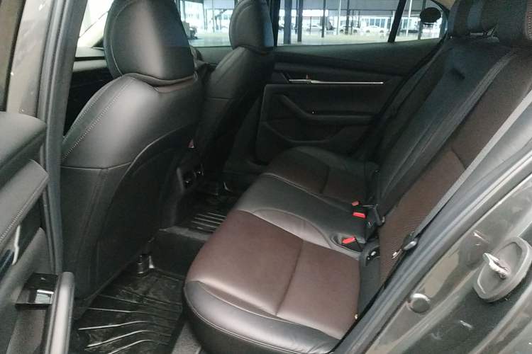 Used Mazda 3 Axela 2020 2.0L Automatic Zhiya Edition Left Rear Seat