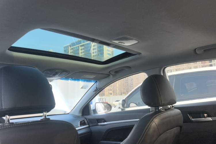 Used Hyundai Elantra (6th Generation / Lingdong) 2016 1.6L Automatic ZhiXuan – Elite Version
